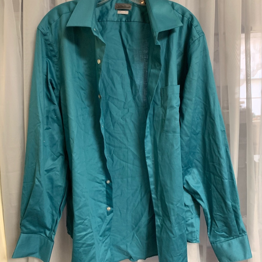 Men’s dress shirt